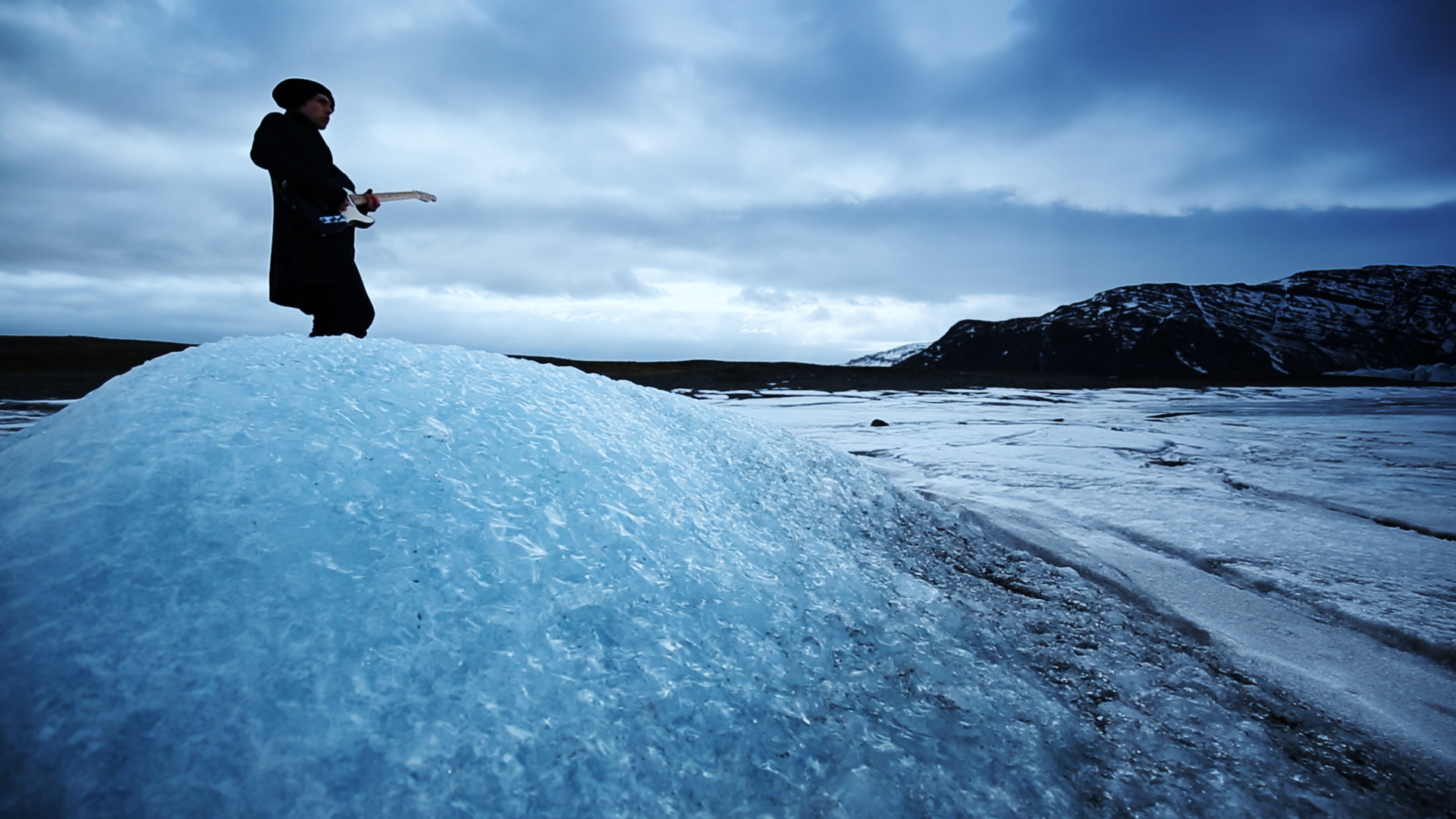Adriano Miccoli filming in Iceland on an iceburg